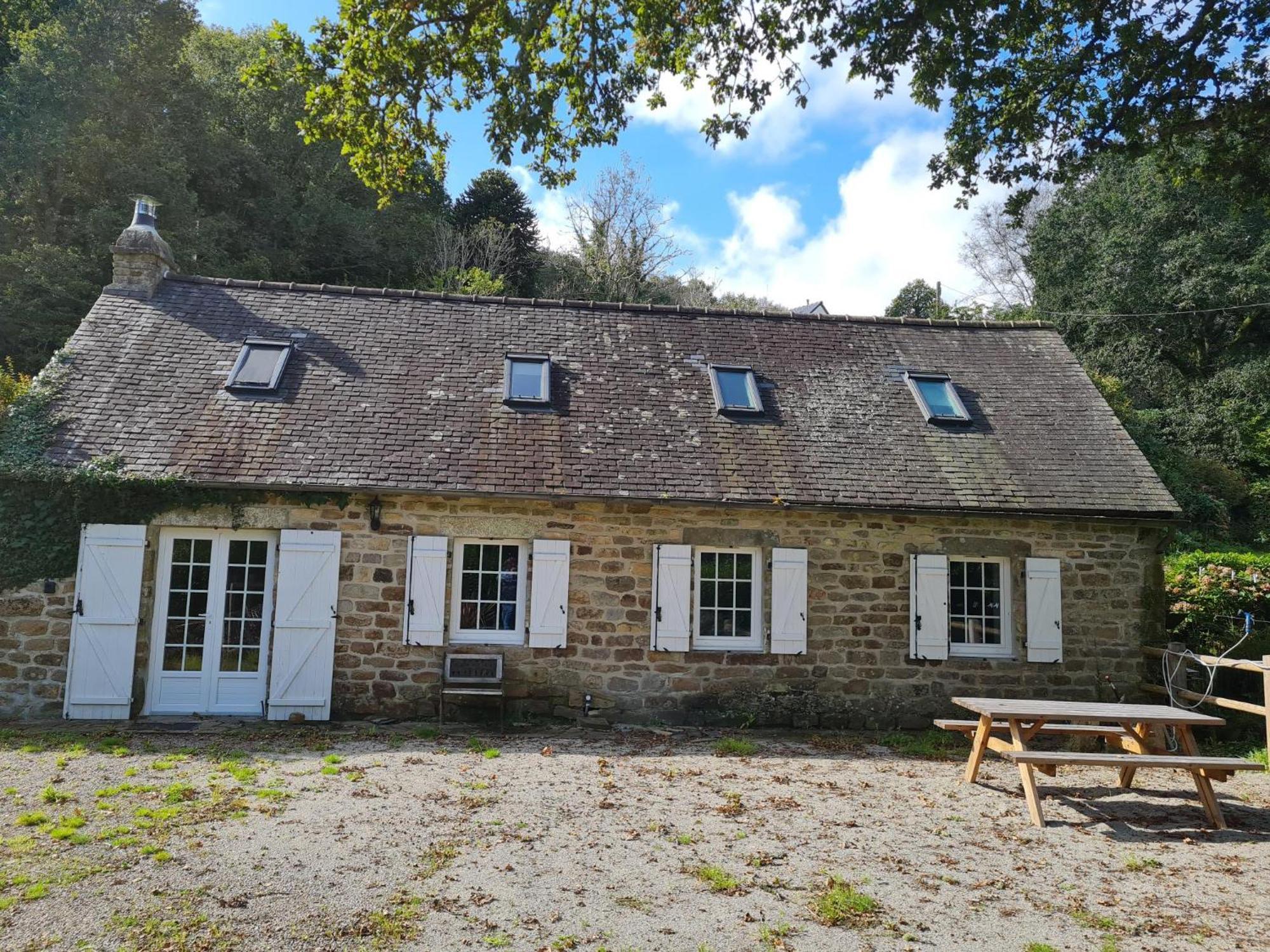 Villa Moulin De Bonnescat Plogonnec Esterno foto